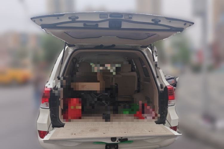 Used Toyota Land Cruiser  Trunk