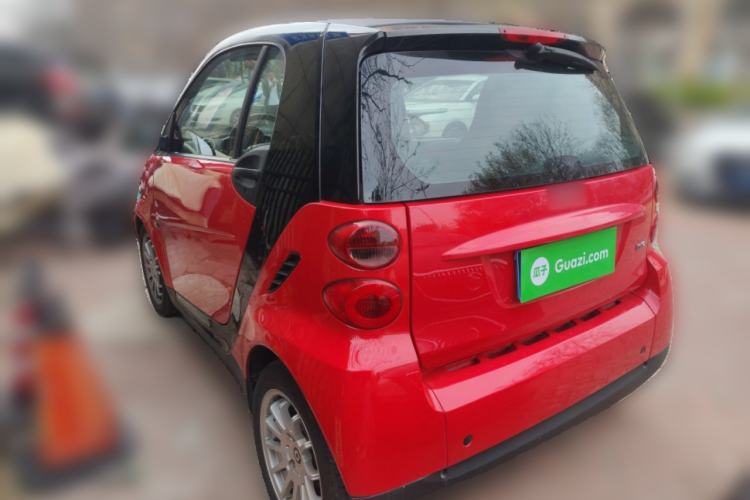 Used smart fortwo 2011 1.0 MHD Kobe Special Edition Rear Left 45 Deg