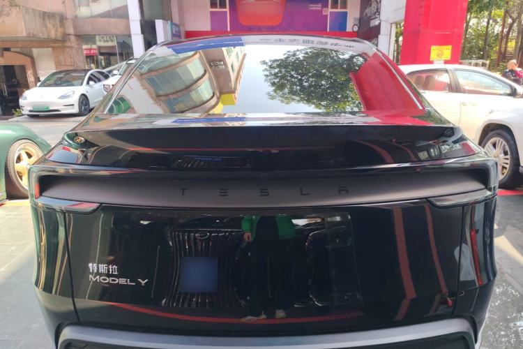 Used Tesla Model Y 2026 Rear-Drive Model
