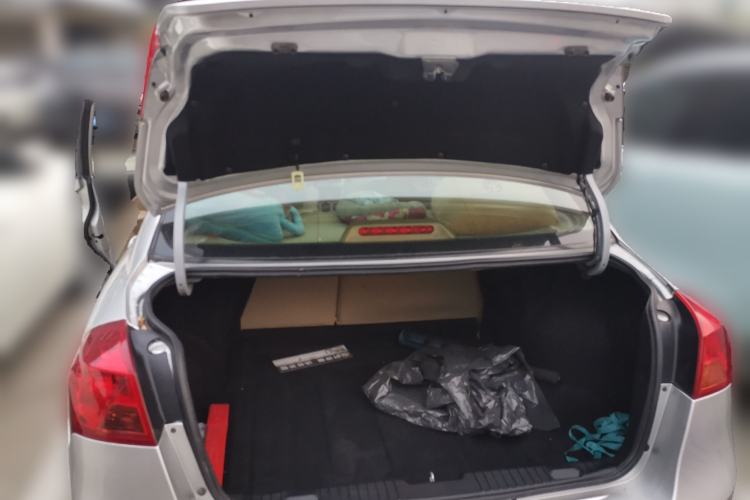 Used Buick Excelle 2013 1.5L Automatic Classic Model Trunk