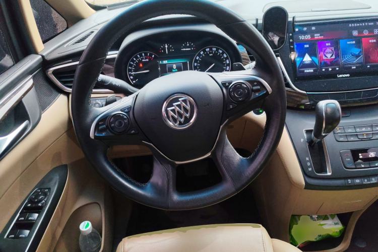 Used Buick GL8 2018 ES 28T Premium Model China VI Standard Steering Wheel