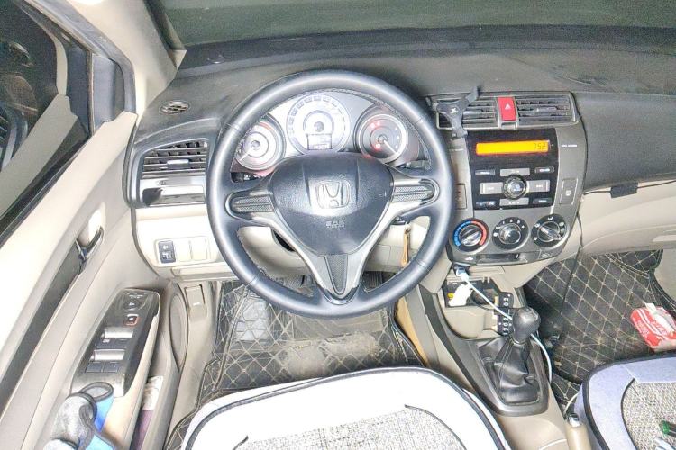 Used Honda City Classic 2014 Style 1.5L Manual Elite Edition Steering Wheel
