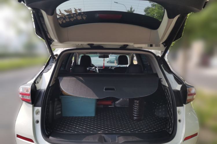Used Nissan Murano 2019 2.5L XL Two-Wheel Drive Smart Connect Luxury Edition China VI Standard
