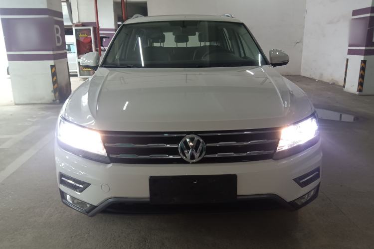 Used Volkswagen Tiguan L 2019 Revised Version 280TSI Automatic Two-Wheel Drive Panoramic Comfort Edition China VI Standard