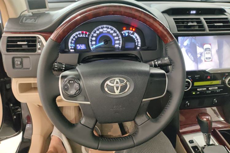 Used Toyota Camry 2013 2.0G Comfort Edition
