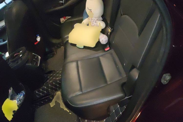 Used Infiniti QX50 2018 2.0T Two-Wheel Drive Fashion Edition Left Rear Seat