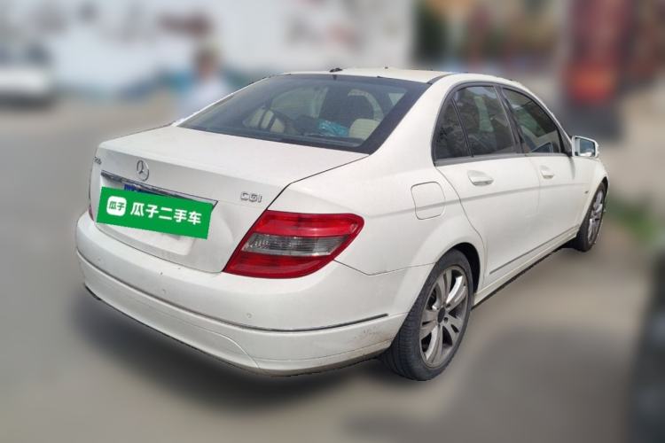 Used Mercedes-Benz C-Class 2010 C 200 CGI Fashion Model Rear Right 45 Deg