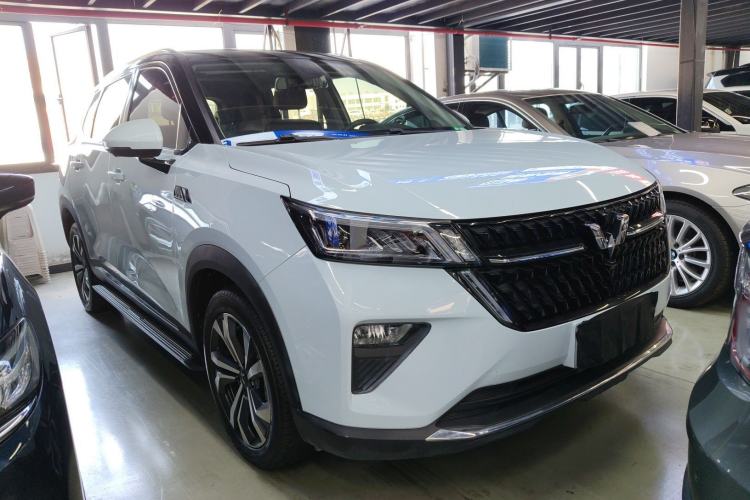 Used Wuling Asta 2022 2.0L DHT Electric-Speed Version