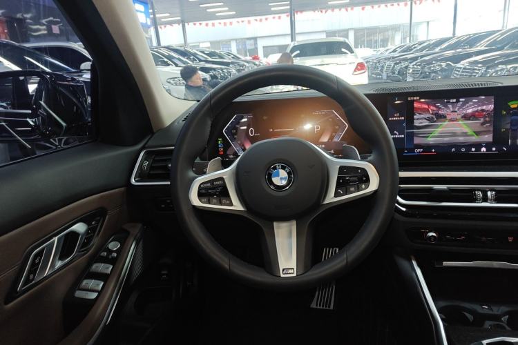 Used BMW 3 Series 2024 325Li M Sport Package Steering Wheel