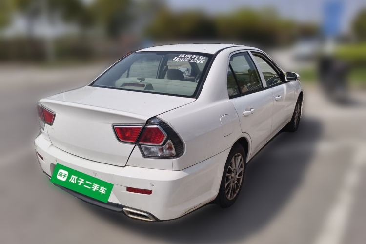 Used Soueast V3 Lingyue 2015 1.5L Manual Happiness Edition Rear Right 45 Deg