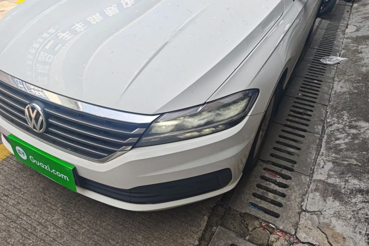 Used Volkswagen Lavida 2018 1.5L Automatic Fashion Edition China V Standard Left Front Headlight