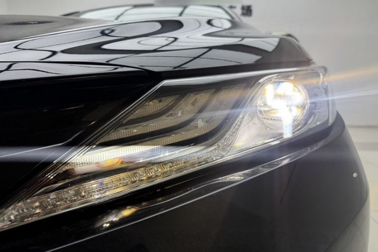 Used Toyota Camry 2018 2.5G Luxury Edition
