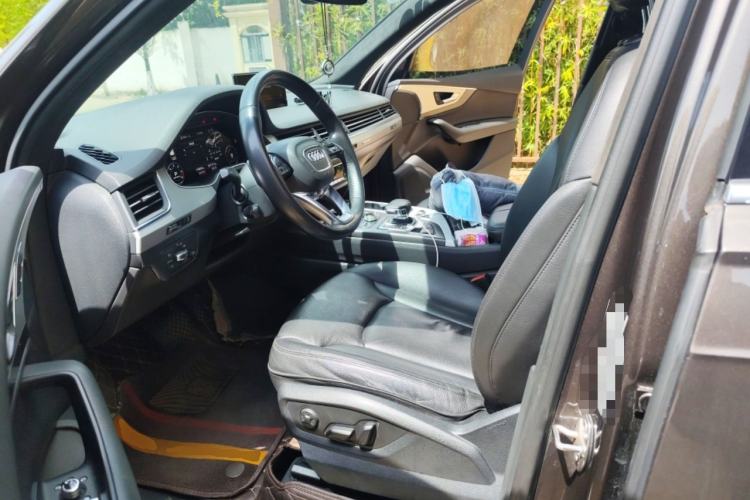 Used Audi Q7 2019 45 TFSI Comfort Model