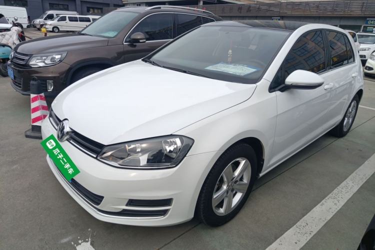 Used Volkswagen Golf 2016 230TSI Automatic Comfort Version
