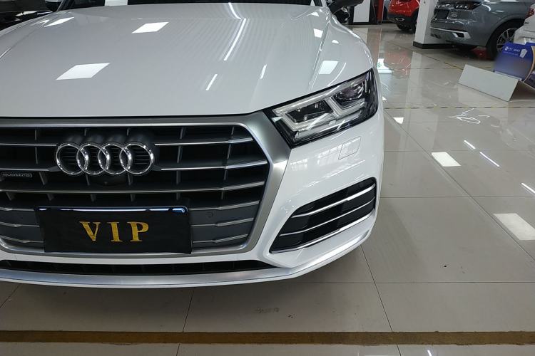 Used Audi Q5L 2020 Updated 40 TFSI Prestige Fashion Edition
