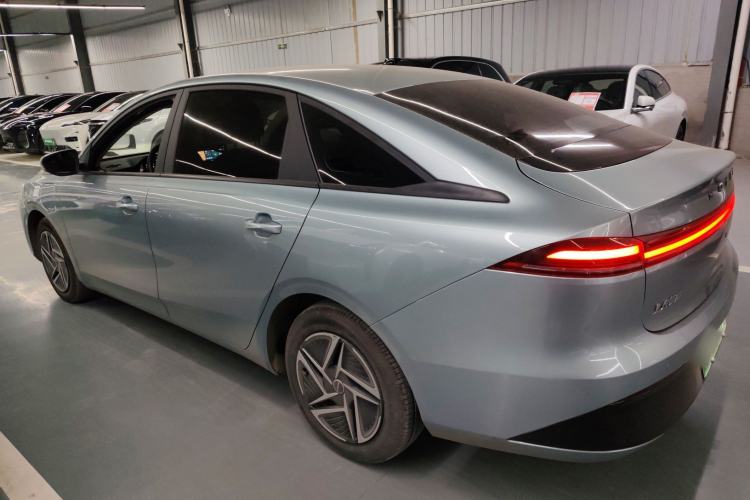 Used Roewe D6 2025 450 km Premium Edition
