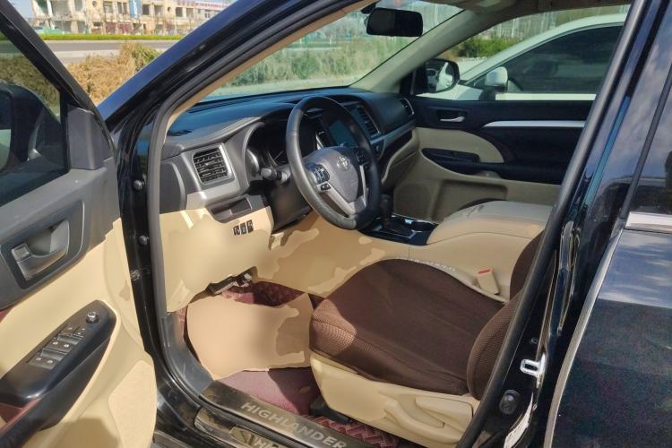 Used Toyota Highlander 2015 2.0T Two-Wheel Drive Elite Edition 5 Seats Driver Seat