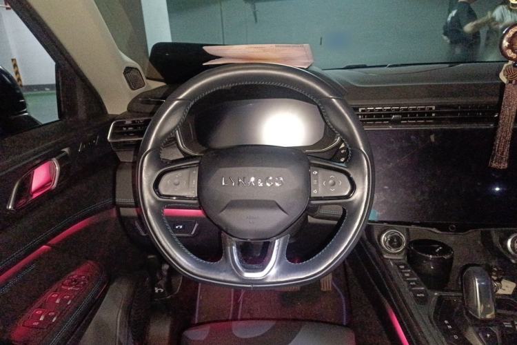 Used Lynk & Co 05 2020 2.0TD Two-Wheel Drive Shine Halo