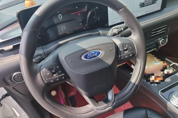 Used Ford Edge 2021 PLUS EcoBoost 245 Two-Wheel-Drive Platinum Edition 5 Seats
