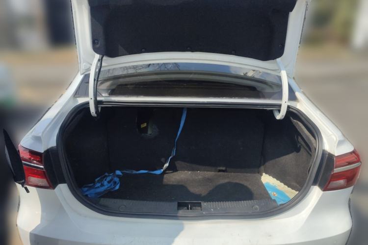 Used Roewe i6 2020 PLUS 1.6L CVT 4G Connected Glory Flagship Edition