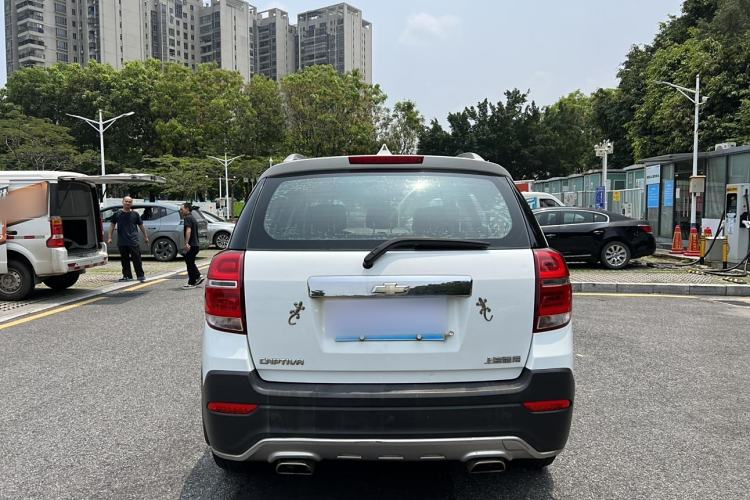 Used Chevrolet Captiva 2015 2.4L Two-Wheel Drive Urban Version 7 Seats