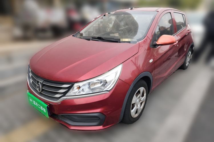 Used Baojun 310 2016 1.2L manual Comfort trim level