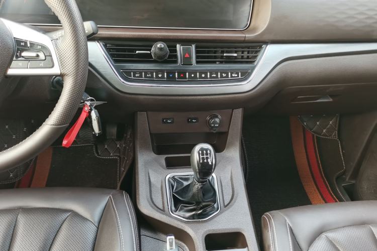 Used BAW Ruisheng Ace M7 2023 1.6L Long-wheelbase Business Version 7 Seats Gear Lever