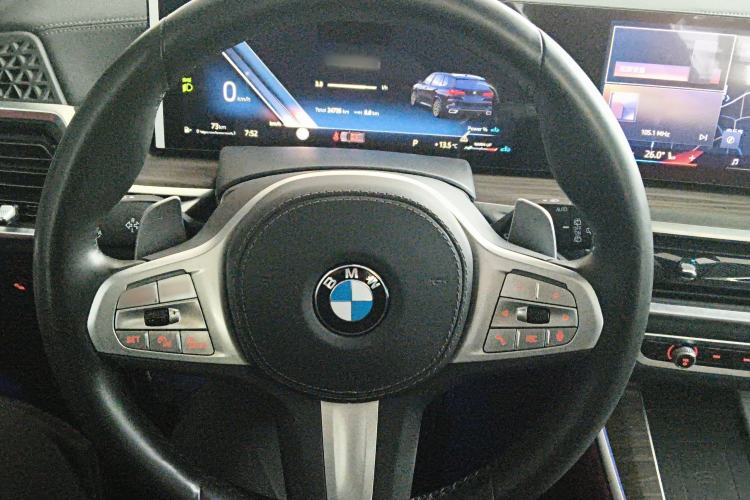 Used BMW X5 2023 xDrive 40Li M Sport Package