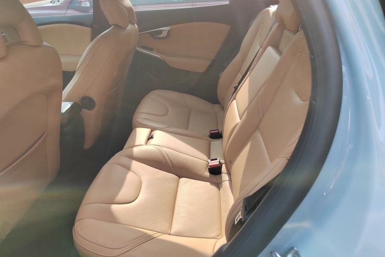 Used Volvo V40 2017 T3 Zhiyi Edition