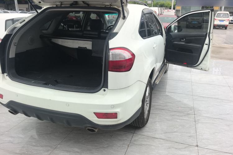 Used BYD S6 2014 2.4L Automatic Prestige 5-Seater