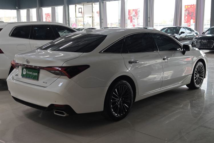 Used Toyota Avalon 2019 2.0L XLE Premium Edition China VI