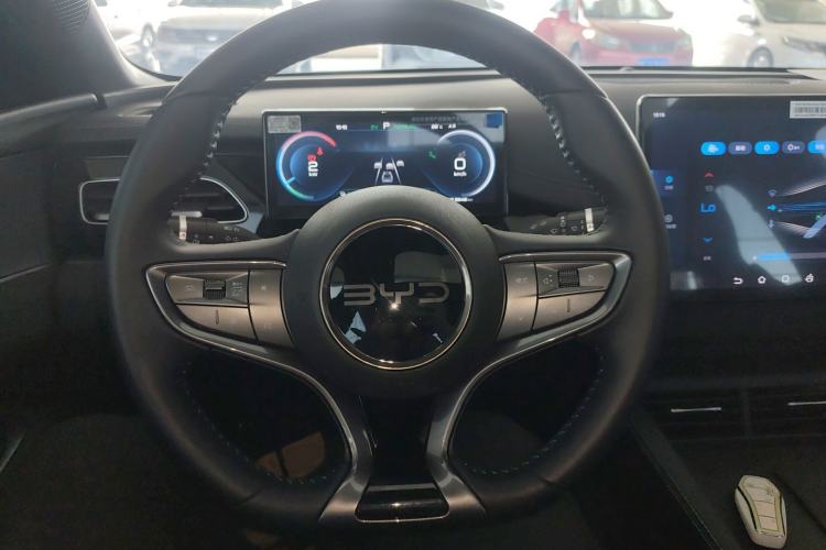 Used BYD Seal 06 New Energy 2024 DM-i 120KM Luxury Model
