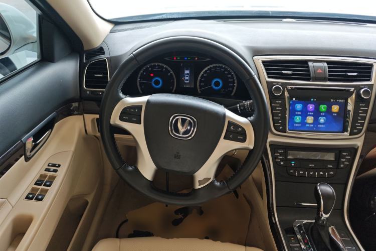 Used CHANGAN Raeton 2014 1.8T Automatic Elite Anniversary Edition China IV Standard
