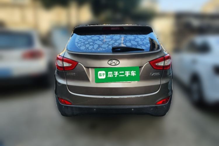 Used Hyundai ix35 2013 2.0L Automatic Two-Wheel Drive Smart GLS China IV Standard Rear