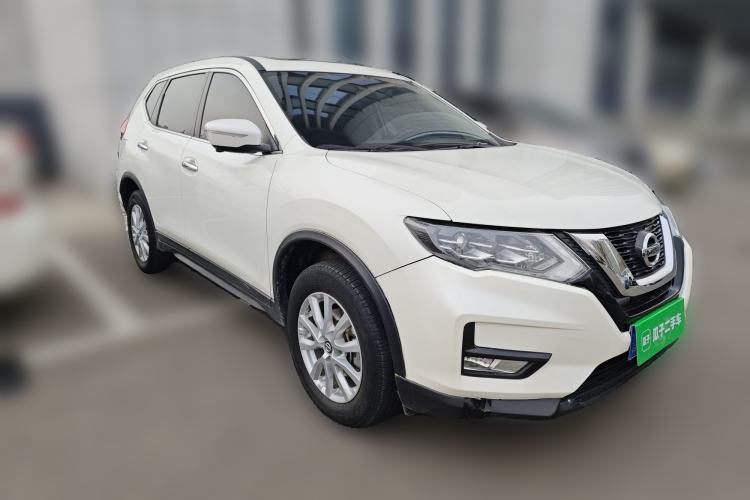 Used Nissan X-Trail 2023 Classic 2.0L Two-Wheel Drive Smart Connect Premium Edition Front Right 45 Deg