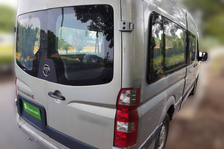 Used Foton Toano 2019 2.5T Extended-Wheelbase Mid-Roof 5-7 Seater 4J25TC3