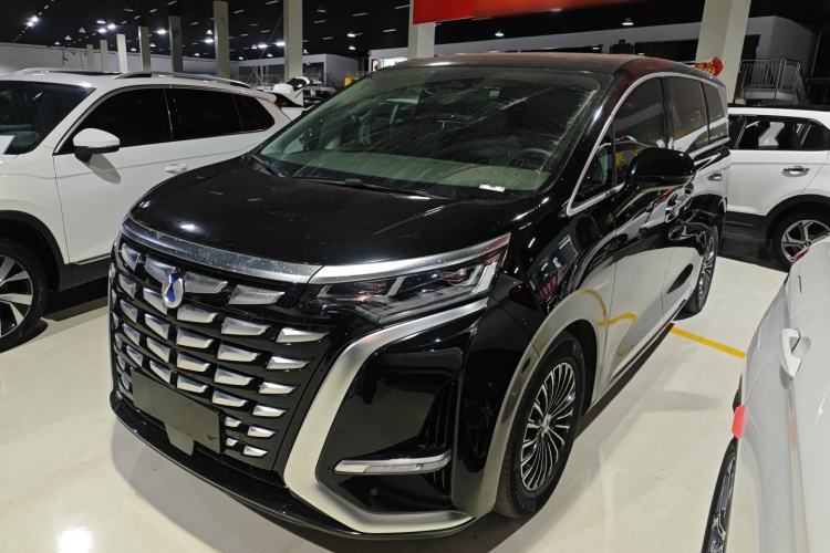 Used Denza D9 2023 DM-i 945 Business Edition