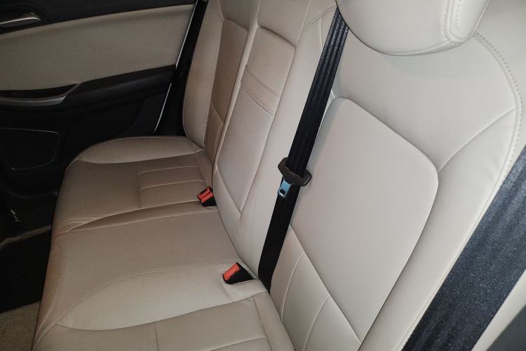 Used Roewe e550 2016 Flagship Edition Left Rear Seat