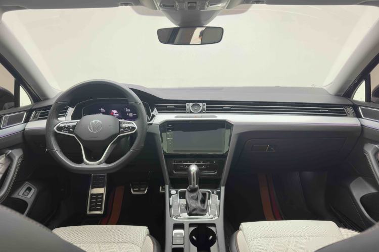 Used Volkswagen Magotan 2023 2 Million Units Commemorative Edition 330TSI DSG Luxury Version