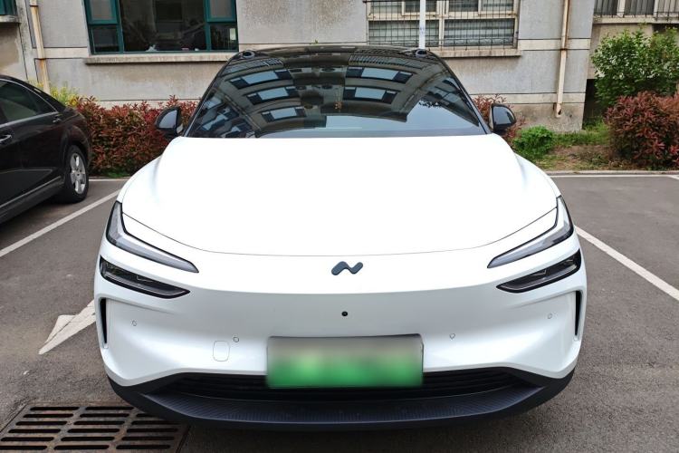 Used ONVO L60 2025 Model—60 kWh Rear-Wheel-Drive Version Front