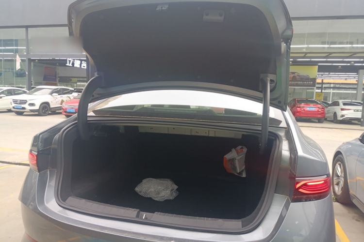 Used BYD Qin PLUS 2025 DM-i Smart Drive 120KM Superior Model