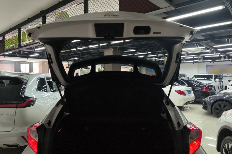 Used Toyota C-HR 2021 2.0L Comfort Edition Trunk