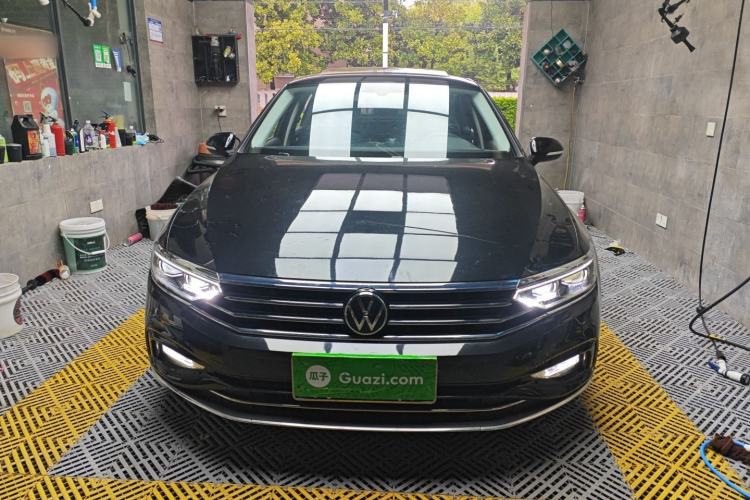 Used Volkswagen Magotan 2020 330TSI DSG Luxury Edition Front