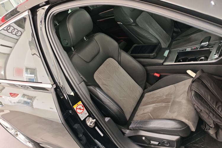 Used Audi A6L 2021 45 TFSI Prestige Dynamic Edition Right Front Seat