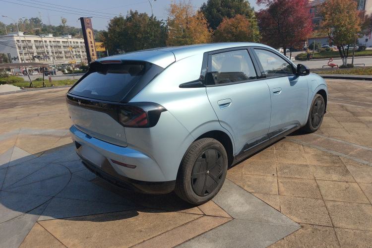 Used ARCFOX T1 2025 Model 425 PRO
