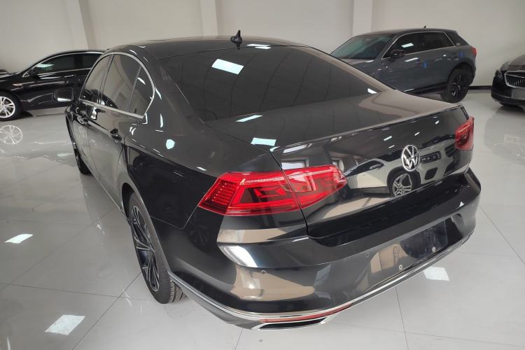 Used Volkswagen Magotan 2020 380TSI DSG Prestige Edition Exterior 2