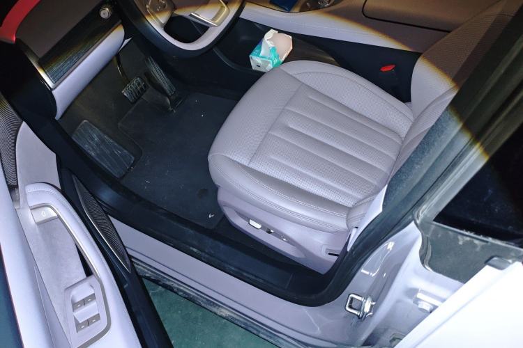 Used ONVO L60 2024 60 kWh Rear-Drive Version
