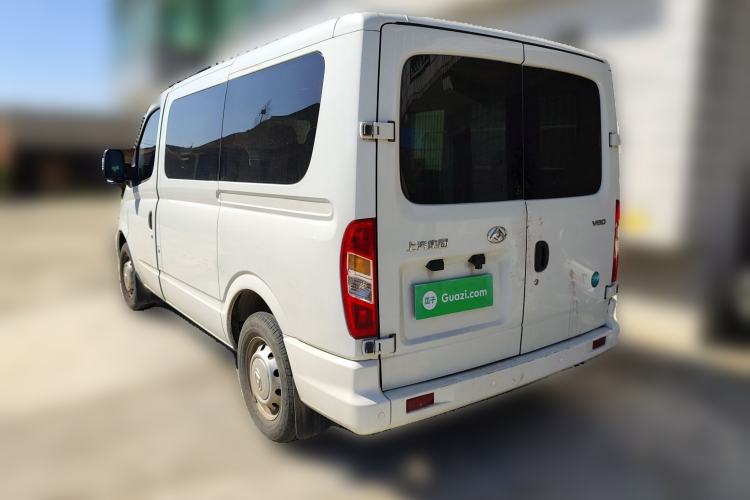 Used SAIC MAXUS Xintu V80 2023 2.0T Manual Classic Aoyuntong Short Wheelbase Ultra-Low Roof 5/6-Seater
