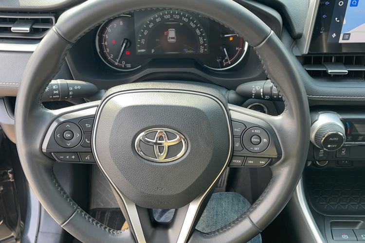 Used Toyota RAV4 2022 2.0L CVT Two-Wheel Drive Fashion Plus Edition