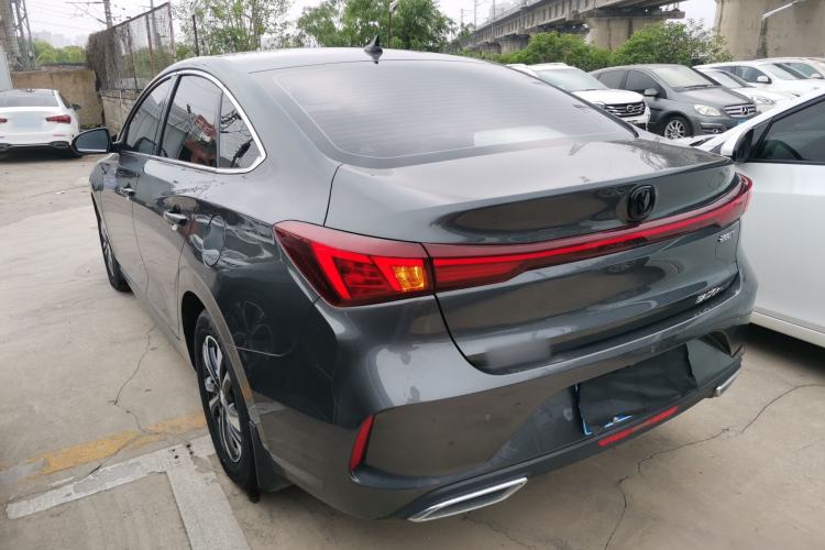 Used CHANGAN Eado 2023 Changan Edition PLUS Blue Whale NE 1.4T GDI DCT Prestige Version Exterior 2